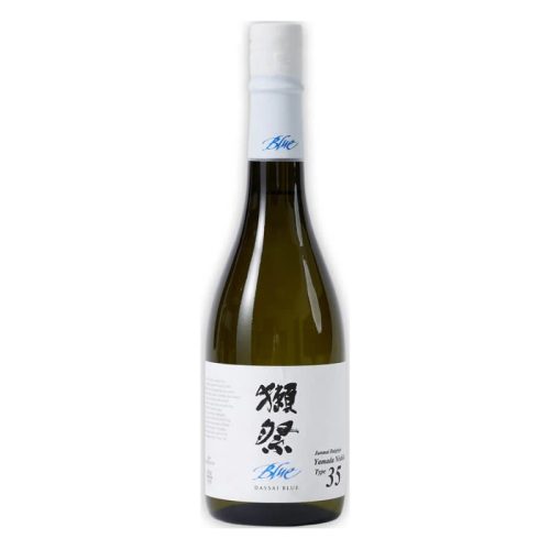 Dark glass bottle with a white capsule and white label. Dassai is written in black kanji, while the English word Blue is written in Blue. I know, totally novel.